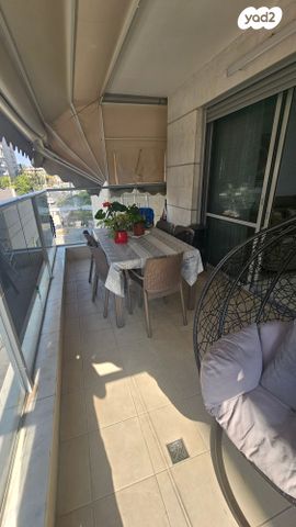 דירה, צבי תדמור, ח-501, חולון