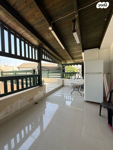 דירה, הקונגרס, בן גוריון, שדרות