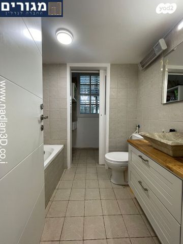 דירה, אלברט איינשטיין, אחוזה, חיפה