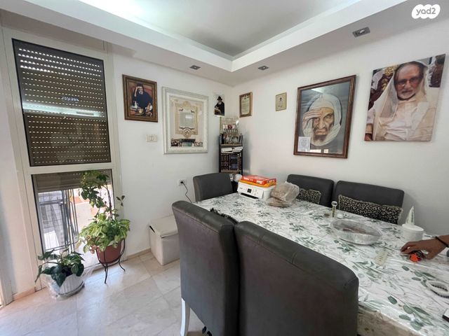 דירה, אבני חן, אילת