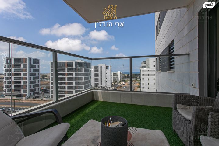 דירה, האנפה, החותרים, טירת כרמל