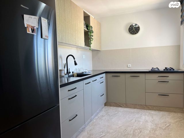 דופלקס, הצבעוני, נאות אשכול, יבנה