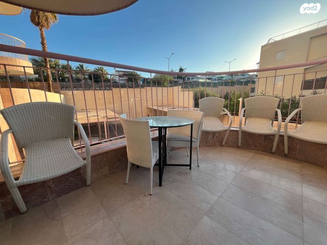 דירה, אבני חן, אילת