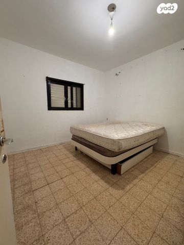 דירה, אליהו גולומב, השופטים צפון, רמלה