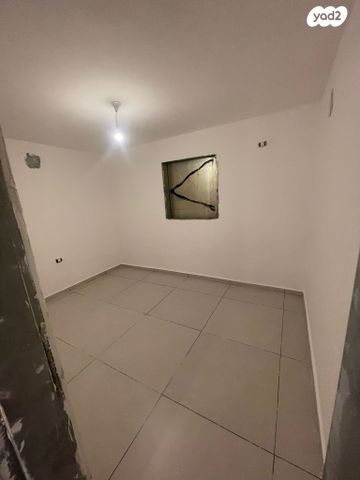 דירה, פנחס לבון 20, שיכון ותיקים, חולון