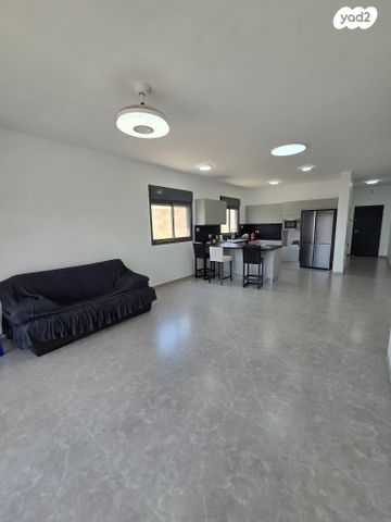 גג/ פנטהאוז, הנביאים, מרכז העיר, קרית אתא