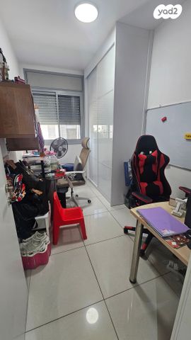 דירה, צבי תדמור, ח-501, חולון