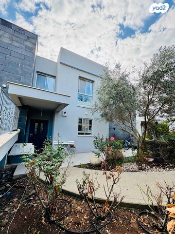 בית פרטי/ קוטג', כפר הנשיא