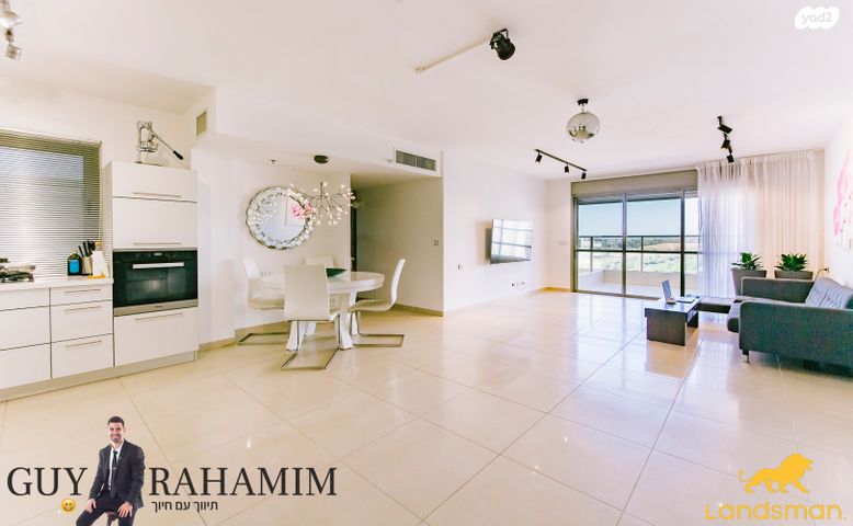 דירה, רבקה גובר, הדר המושבות החדשה / אם המושבות החדשה, פתח תקווה