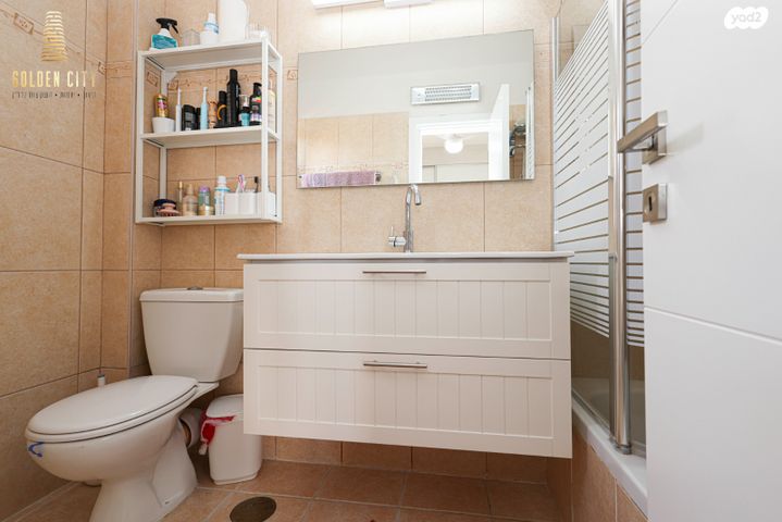 גג/ פנטהאוז, ישראל זנגוויל, צפון מזרח מרכז העיר, נתניה