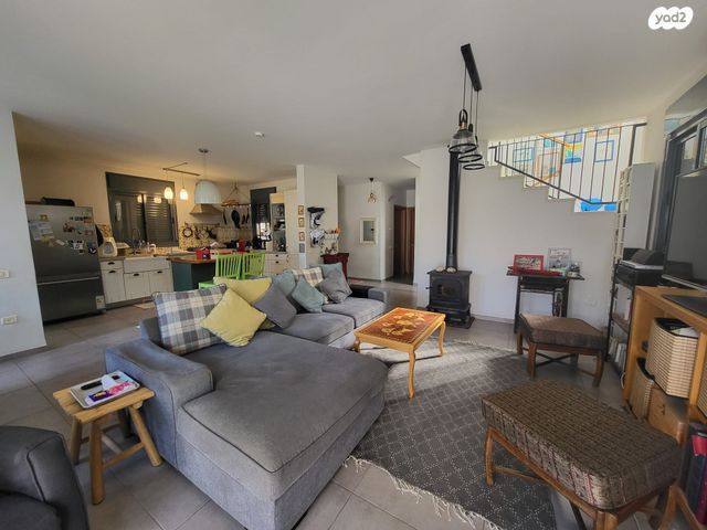 בית פרטי/ קוטג', יד חנה, יד חנה