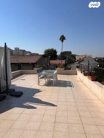 גג/ פנטהאוז, הותיקה, קרית אונו