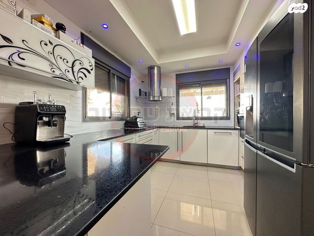 גג/ פנטהאוז, הקציר, שכון עובדים, עפולה