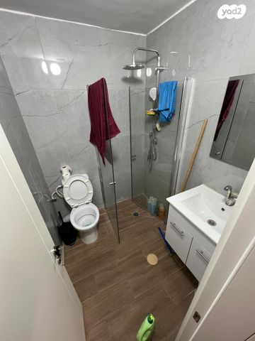 דירה, רחבת הרא"ש, באר שבע