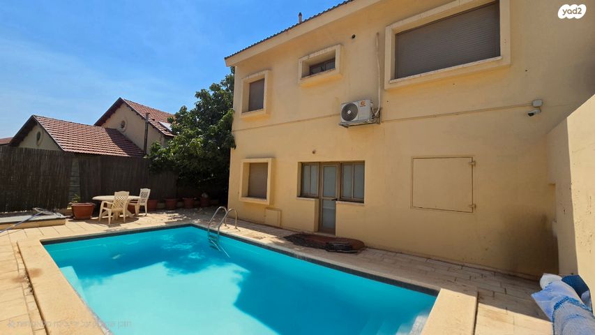 דו משפחתי, נוף הכנרת, צפת