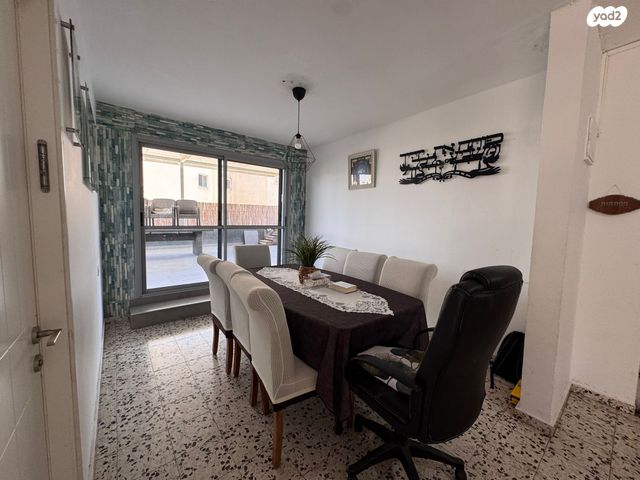 דירה, שדרות