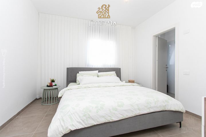 דירה, האנפה, החותרים, טירת כרמל