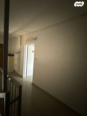 דירה, הקונגרס, בן גוריון, שדרות