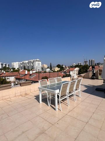 גג/ פנטהאוז, הותיקה, קרית אונו