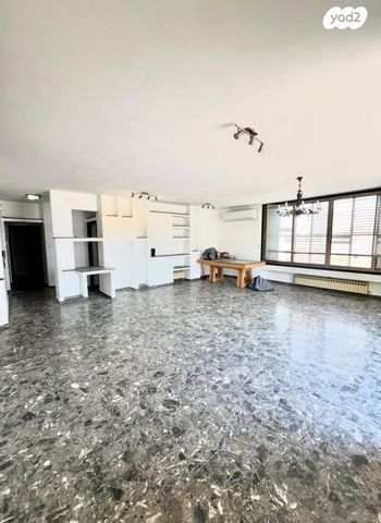 שדרות ירושלים 