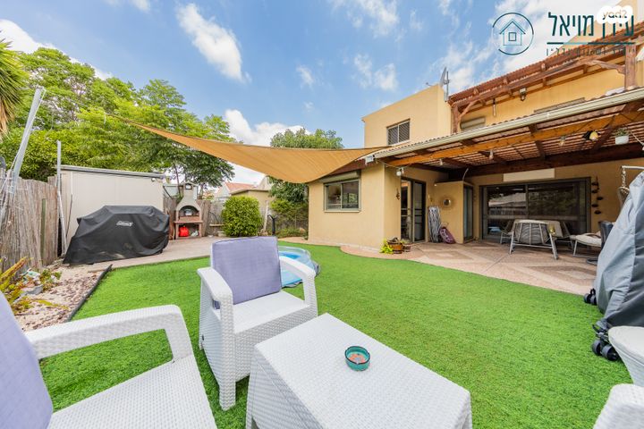 בית פרטי/ קוטג', בת חפר, בת חפר