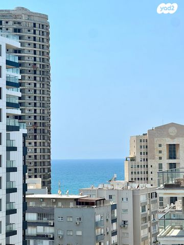 גג/ פנטהאוז, שדרות ירושלים, מרכז העיר דרום, נתניה