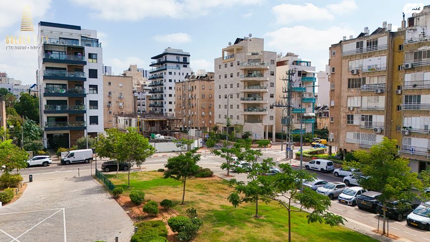 גג/ פנטהאוז, ישראל זנגוויל, צפון מזרח מרכז העיר, נתניה