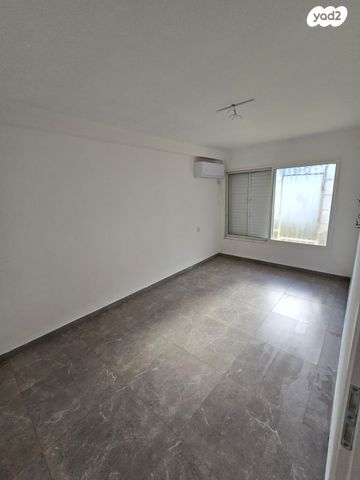 דירה, נחלת אשר, נהריה