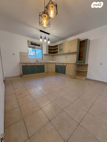 דו משפחתי, חוחית, גבעת מכוש, כרמיאל