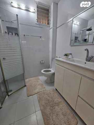 דירה, הדקל, מנחם בגין, עכו