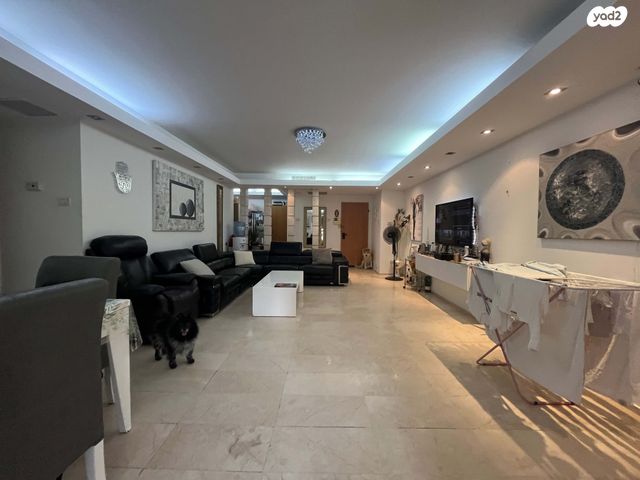 דירה, אבני חן, אילת