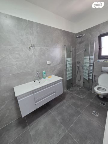 גג/ פנטהאוז, הנביאים, מרכז העיר, קרית אתא