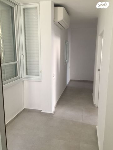 דירה, שרה אהרונסון, המרכז השקט / מרכז העיר, פתח תקווה