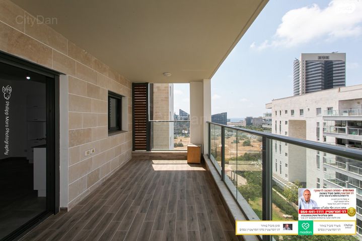 דירה, פנחס ואברהם רוטנברג, מת"מ, נאות פרס, חיפה