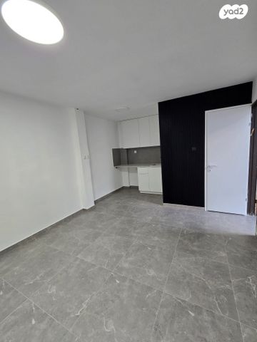 דירה, נחלת אשר, נהריה