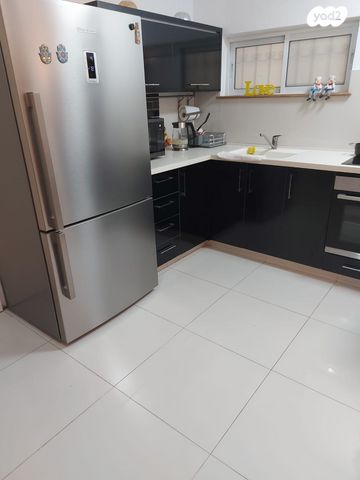 דירה, אחד העם 13, מרכז העיר, חדרה