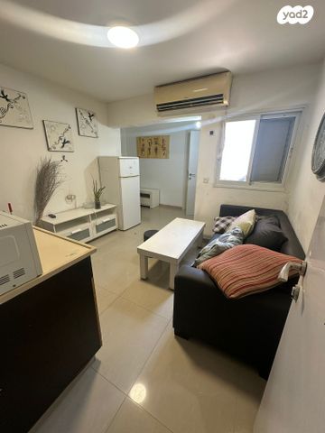 יציאת אירופה 2