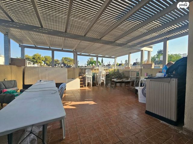 הרב אברהם הלל 15