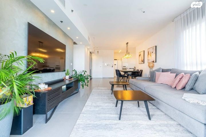 דירה, נוף ים - מע"ר, אור עקיבא