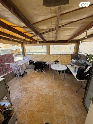 דירה, עידו הנביא, מוסררה, מורשה, ירושלים