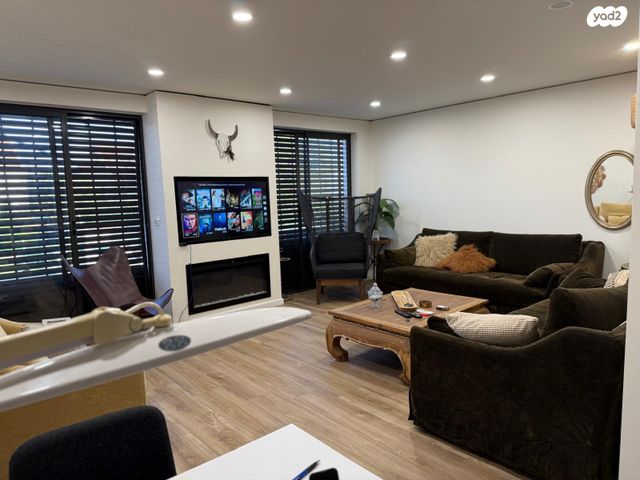 דירה, בנציון ישראלי, קרית חיים מערבית, חיפה