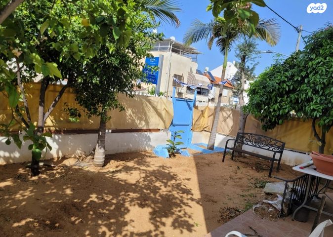 דירת גן, מבצע סיני, תל גיבורים, חולון