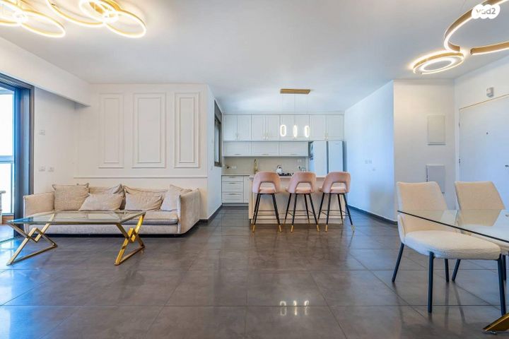 דירה, היובל, אור עקיבא