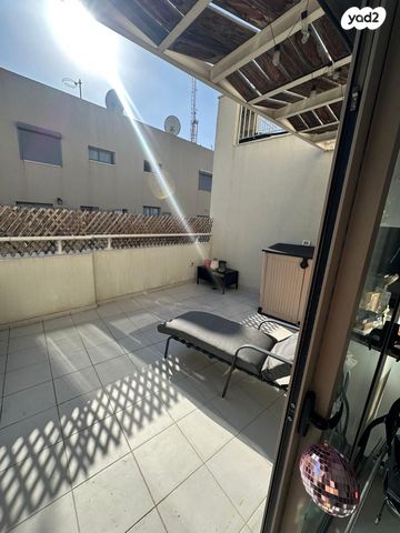 דופלקס, נחלת בנימין 147, פלורנטין, תל אביב יפו