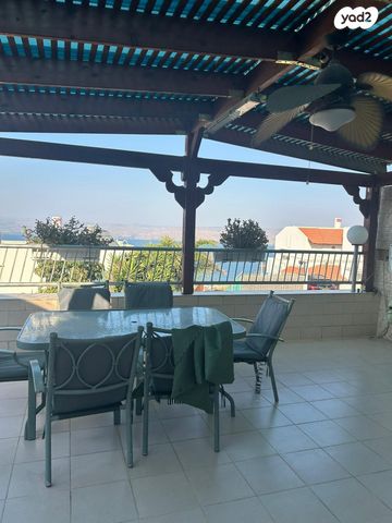 בית פרטי/ קוטג', דובדבן, מורדות טבריה, טבריה