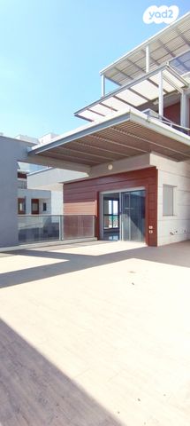 גג/ פנטהאוז, יובלים, האירוס, ראשון לציון