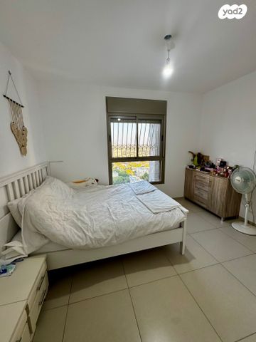 דירה, דרך בן גוריון, אבן גבירול, רחובות