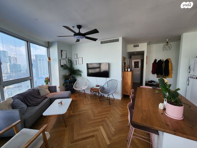 דירה, גרציאני יצחק, תל אביב יפו