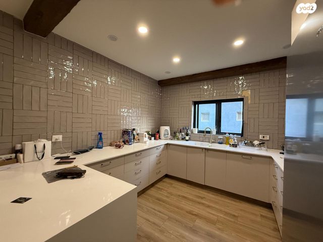 בנציון ישראלי 