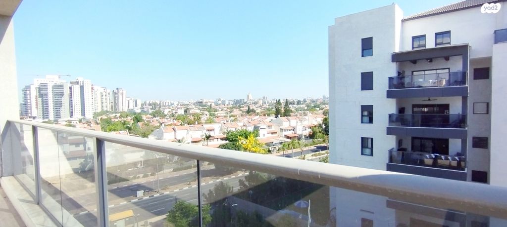 גג/ פנטהאוז, יובלים, האירוס, ראשון לציון